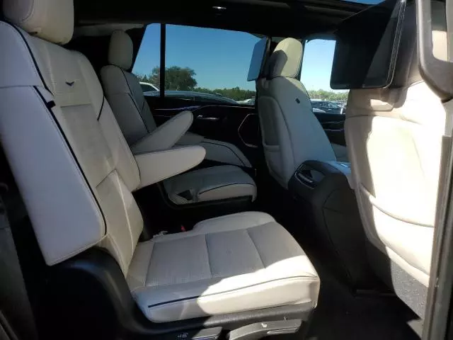 2021 Cadillac Escalade Sport