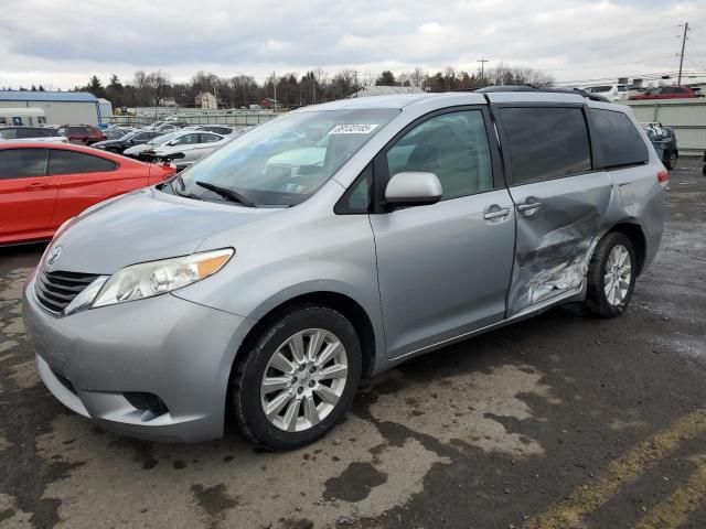 2014 Toyota Sienna LE