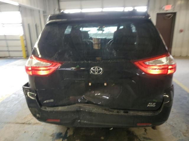 2016 Toyota Sienna XLE