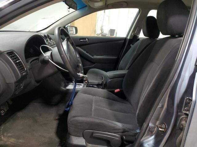 2010 Nissan Altima Base