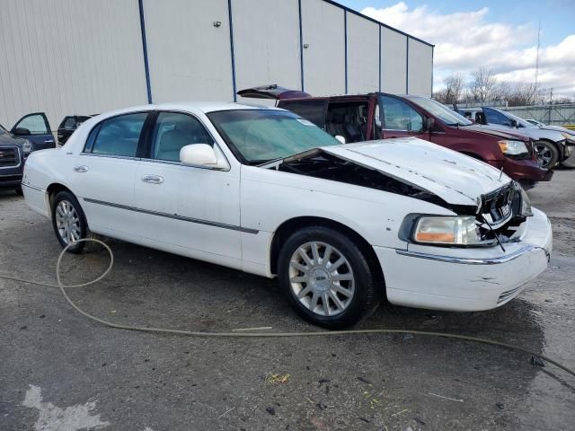 2007 Lincoln Town Car Signature