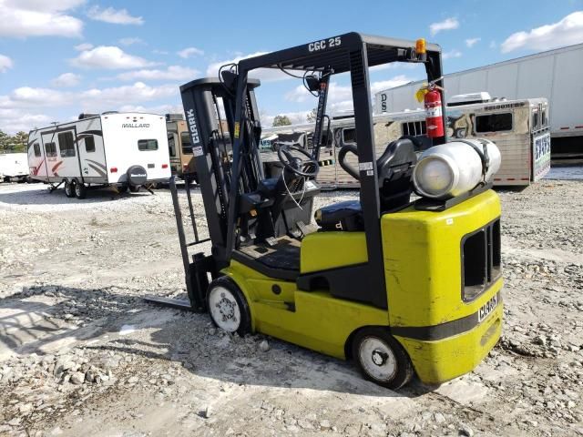 1997 Clark Forklift GGC-25