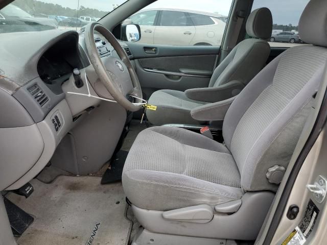 2006 Toyota Sienna CE