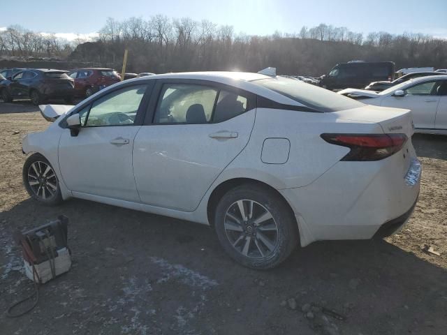 2022 Nissan Versa SV