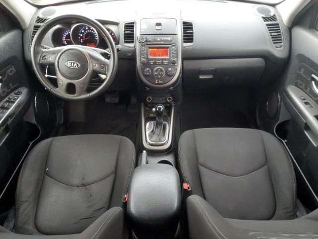 2012 KIA Soul +