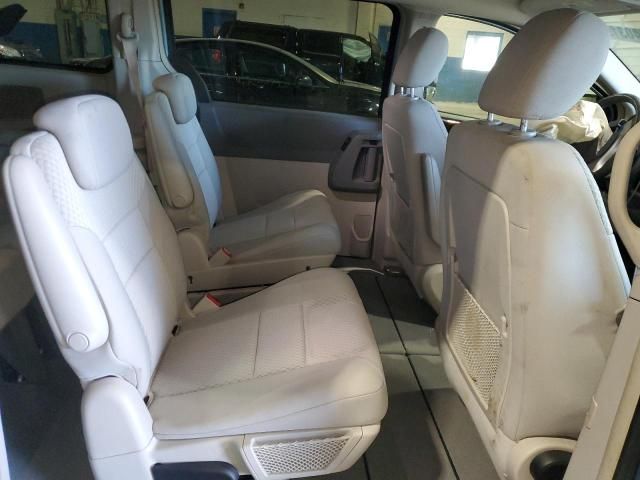 2010 Chrysler Town & Country Touring