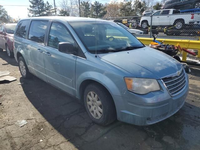 2009 Chrysler Town & Country LX