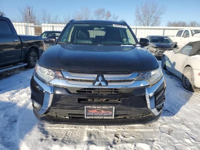 2016 Mitsubishi Outlander SE