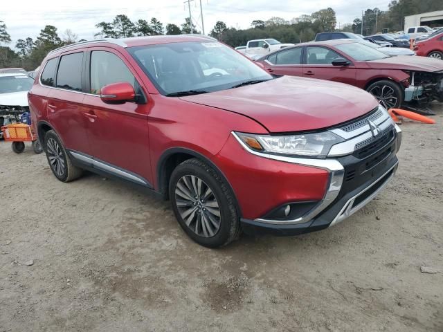 2020 Mitsubishi Outlander SE