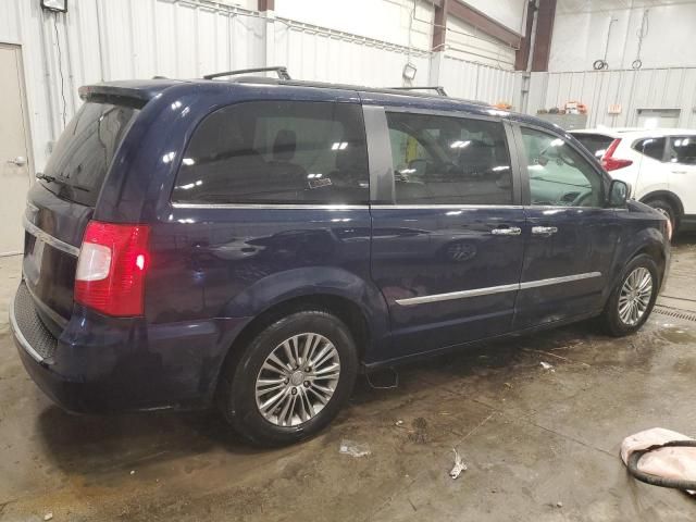 2014 Chrysler Town & Country Touring L