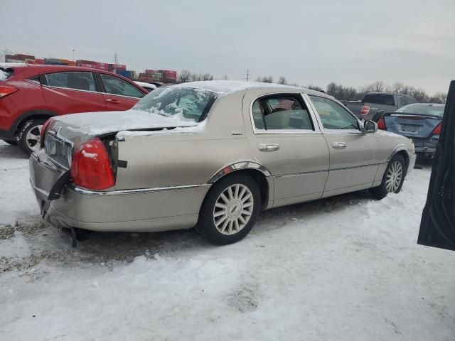 2003 Lincoln Town Car Executive