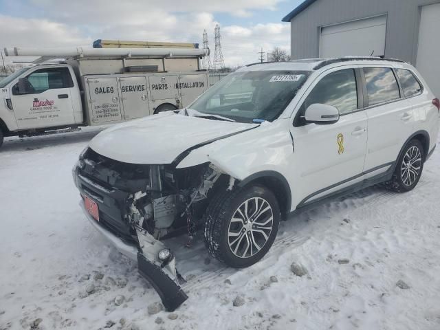 2016 Mitsubishi Outlander SE