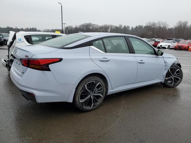 2023 Nissan Altima SR