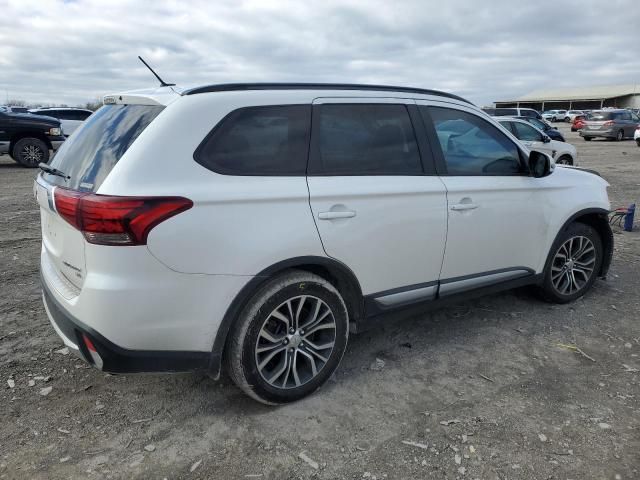 2016 Mitsubishi Outlander SE