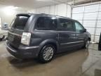 2016 Chrysler Town & Country Touring L