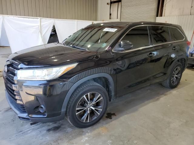 2018 Toyota Highlander LE