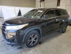 Carros salvage a la venta en subasta: 2018 Toyota Highlander LE