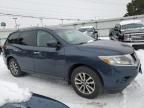 2016 Nissan Pathfinder S