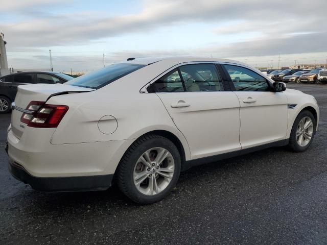 2016 Ford Taurus SEL