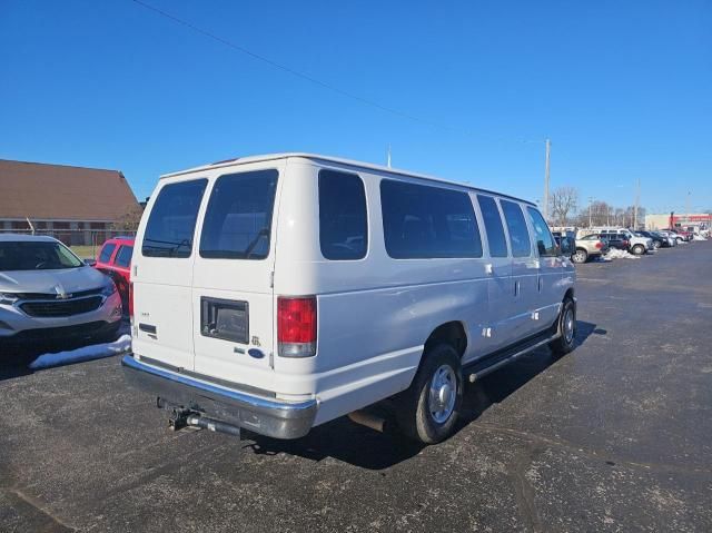 2013 Ford Econoline E350 Super Duty Wagon