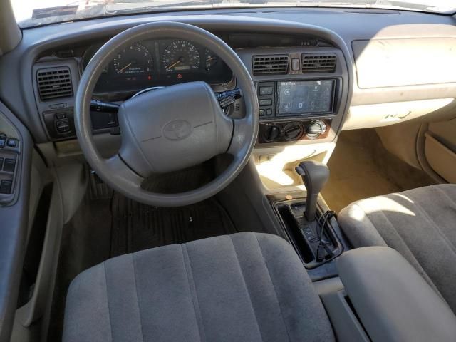 1999 Toyota Avalon XL