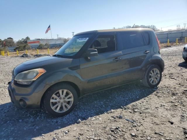 2013 KIA Soul +