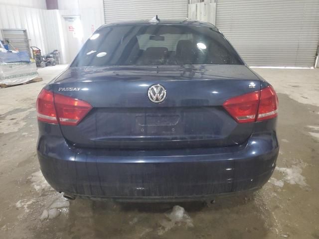 2013 Volkswagen Passat SE