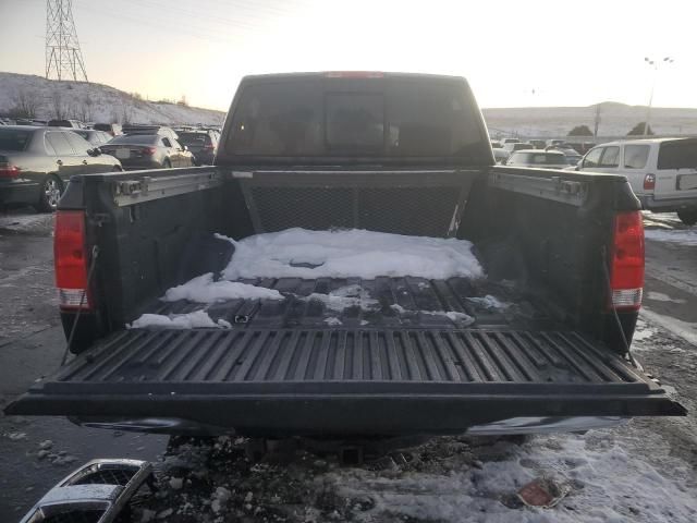 2004 Nissan Titan XE