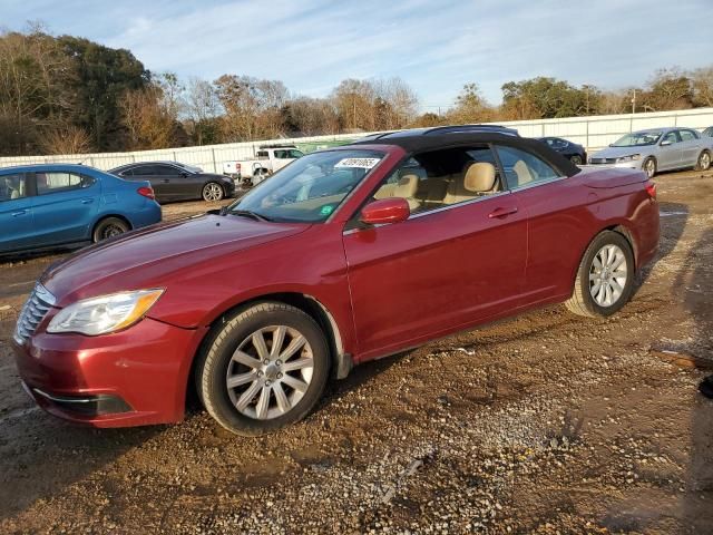 2013 Chrysler 200 Touring