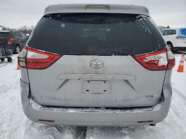 2015 Toyota Sienna LE