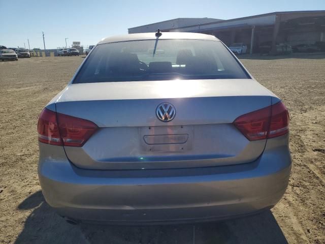 2013 Volkswagen Passat SE