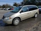 2005 Chrysler Town & Country LX