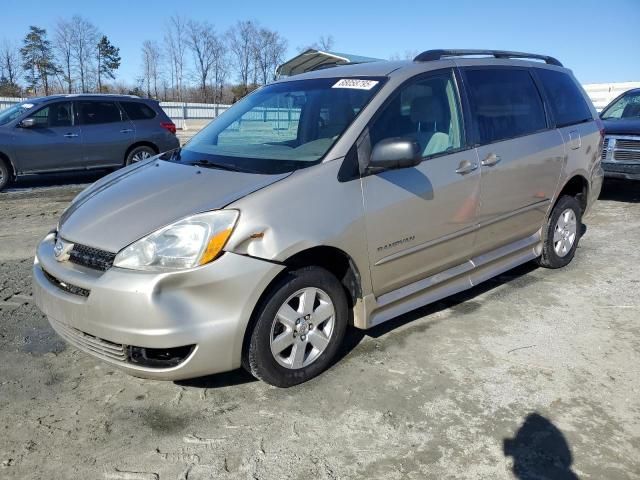 2005 Toyota Sienna CE