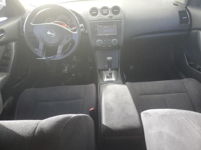 2010 Nissan Altima Base