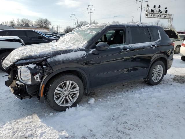 2022 Mitsubishi Outlander ES