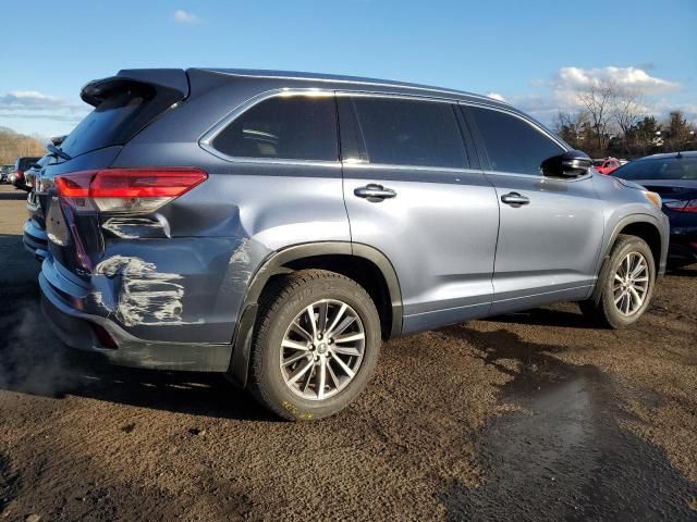 2018 Toyota Highlander SE