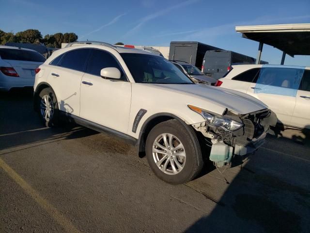 2013 Infiniti FX37