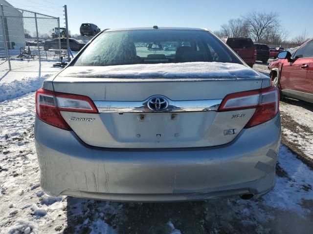 2014 Toyota Camry Hybrid