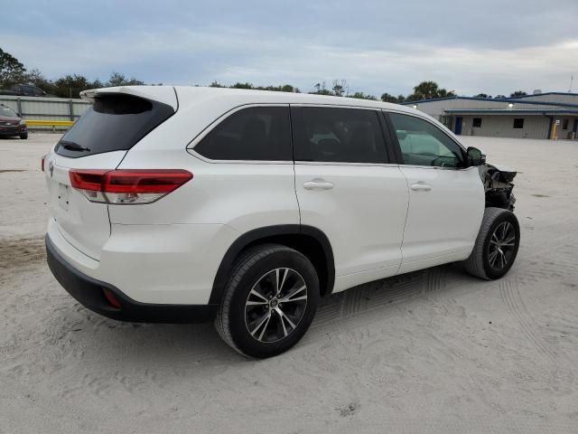 2018 Toyota Highlander LE