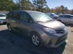 2018 Toyota Sienna LE