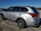 2017 Mitsubishi Outlander ES