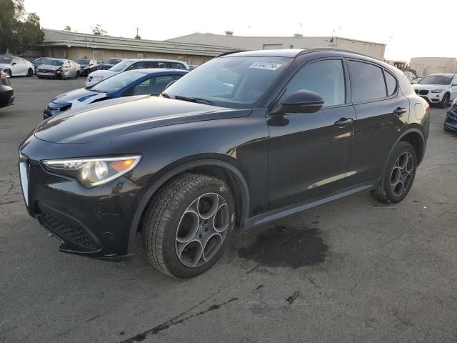 2018 Alfa Romeo Stelvio Sport