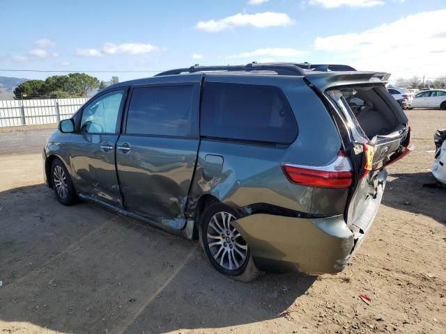 2019 Toyota Sienna XLE