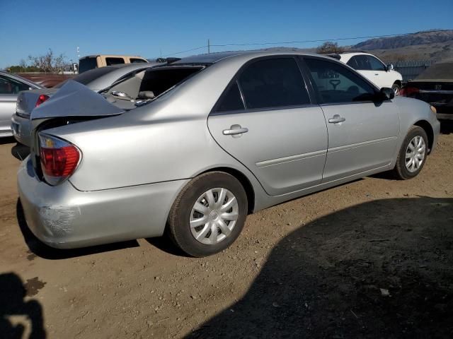 2005 Toyota Camry LE