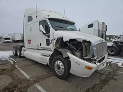 Salvage trucks for sale at Woodhaven, MI auction: 2005 Kenworth Construction T2000