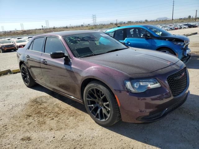 2020 Chrysler 300 Touring