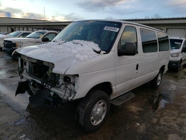 2014 Ford Econoline E350 Super Duty Wagon