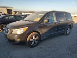 Salvage cars for sale at Earlington, KY auction: 2011 Volkswagen Routan SE