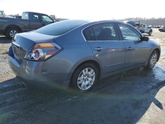 2010 Nissan Altima Base