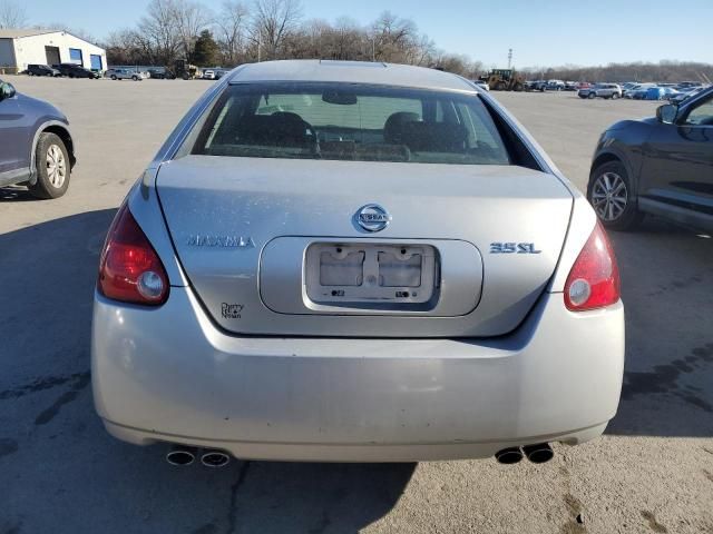 2004 Nissan Maxima SE